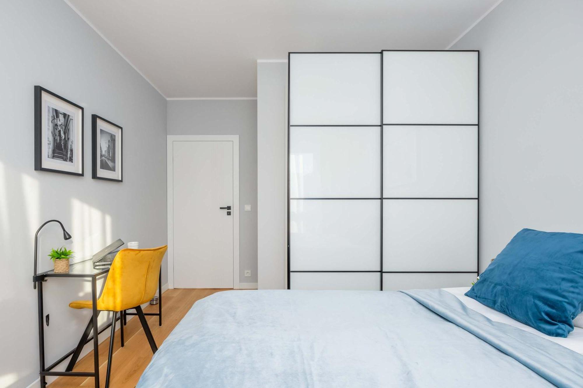 Elegant In With Parking And Desk For Remote Work By Renters
