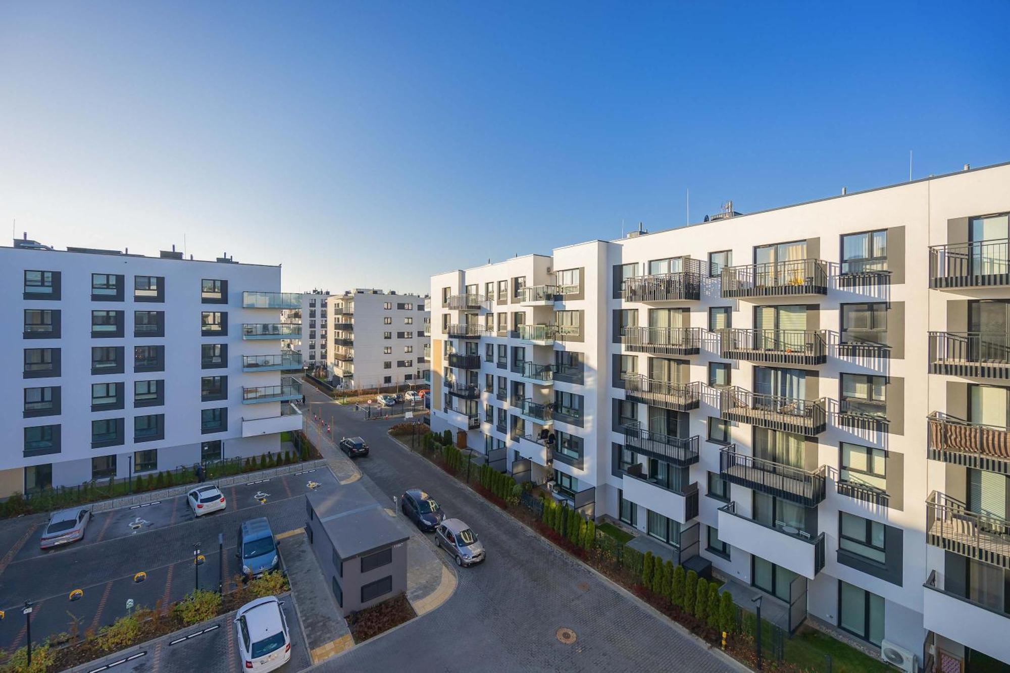Lägenhet Elegant In With Parking And Desk For Remote Work By Renters Warszawa
